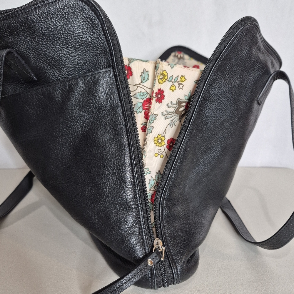 Latico Black Leather Laptop Bag - Picture 6 of 16